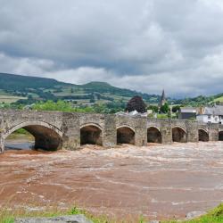 Crickhowell 7 apartments