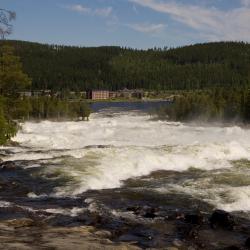 &Auml;lvsbyn 5 hot&eacute;is com estacionamento