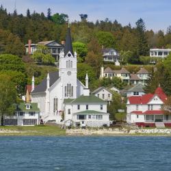 Mackinac Island 4 family hotels
