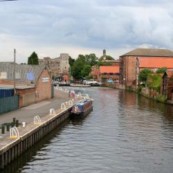 Newark-on-Trent 74 hotels with parking