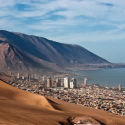 Iquique 208 hotels with parking