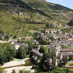 Sainte-Énimie 5 hotels with pools