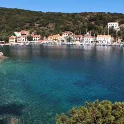 Kiónion 4 отеля