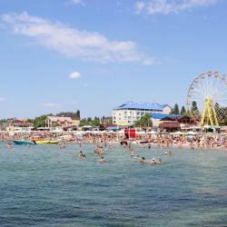 Zaliznyi Port 112 hoteles