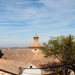 Osuna 7 hotels with parking