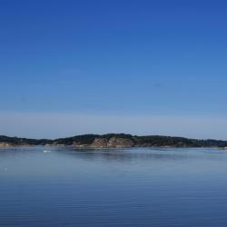 Skärhamn 13 holiday rentals