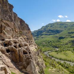 Vardzia 6 hostals i pensions