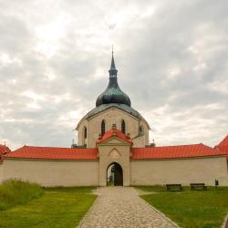 Žď&aacute;r 5家酒店