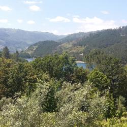 Cova 7 hotels with parking