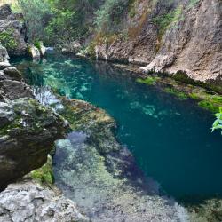 Oliena 5 hot&eacute;is com piscina