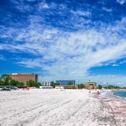 Mamaia 9 guest houses