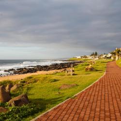 Ballito 820 hotels with parking