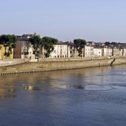 Arles 5 glamping sites