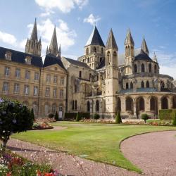 Caen 234 hotels with parking