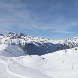 L'Alpe-d'Huez 28 of the cabins