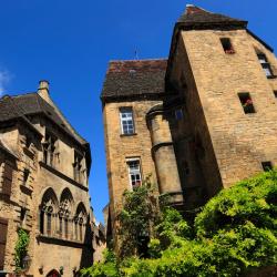 Sarlat-la-Canéda 8 glamping sites