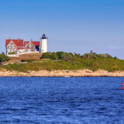 Woods Hole 3 hotely