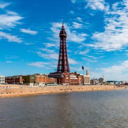 Blackpool 589 hotels with parking