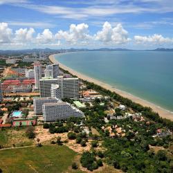 Jomtien Beach 9 hostels