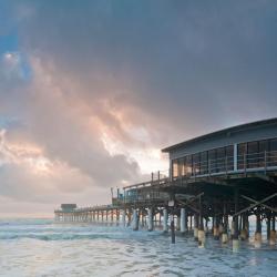 Cocoa Beach 190 hotels with parking