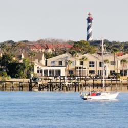 St. Augustine 1131 hotels with parking
