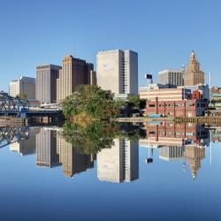 Newark 72 hotels