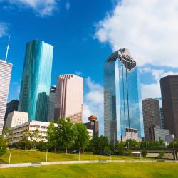 Houston 596 pet-friendly hotels