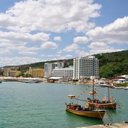 Golden Sands 59 all-inclusive stays