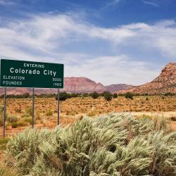 Colorado City 3 hotels with parking
