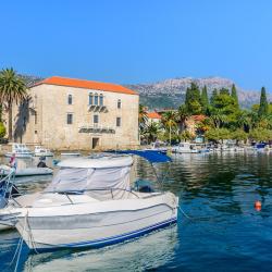 Kastel Stari 73 hotels