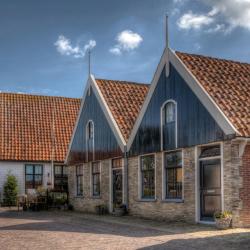 Den Burg 21 cottages