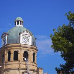 New Philadelphia 9 hotels