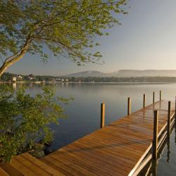 Laconia 44 hotels