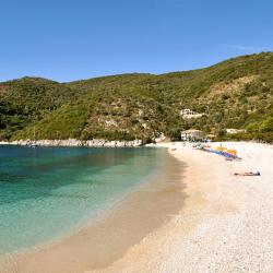 Poros Lefkadas 3 hotels with parking