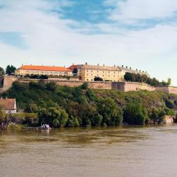 Petrovaradin 9 hytter