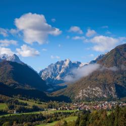 Mojstrana 43 holiday rentals