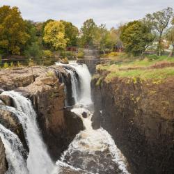 Totowa 2 ξενοδοχεία