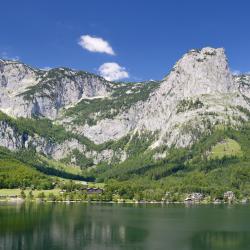 Grundlsee 11 pet-friendly hotels