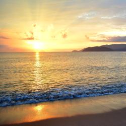 Ninh Van Bay 3 hotels with parking