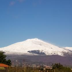 Tremestieri Etneo 8 hotels