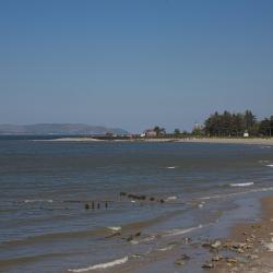 Llanfairfechan 12 holiday rentals