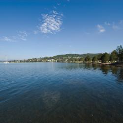 Warners Bay 10 hotels with parking