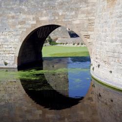 Sommières 15 hotels with pools