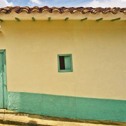 Tinjac&aacute; 4 hotels with pools