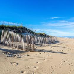 Southern Shores 72 hotels with parking