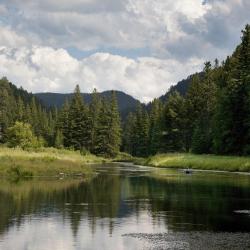 Spearfish 25 hotels with parking