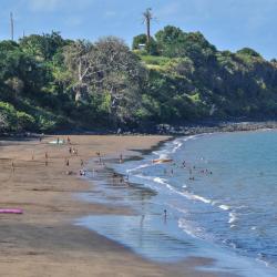 Bandrélé 3 alojamentos na praia