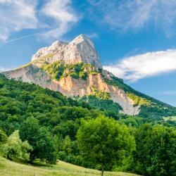 Bernin 4 hot&eacute;is com piscina