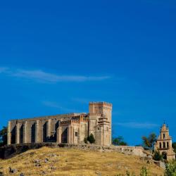 Linares de la Sierra 13 accommodation