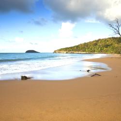 Pointe-Noire 53 beach rentals